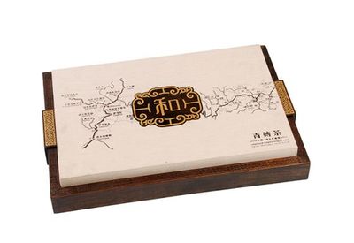 上海蒼旭包裝 專業(yè)定制雕刻靈芝木盒與開窗雕刻燕窩盒